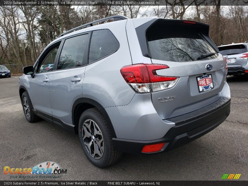 2020 Subaru Forester 2.5i Premium Ice Silver Metallic / Black Photo #4