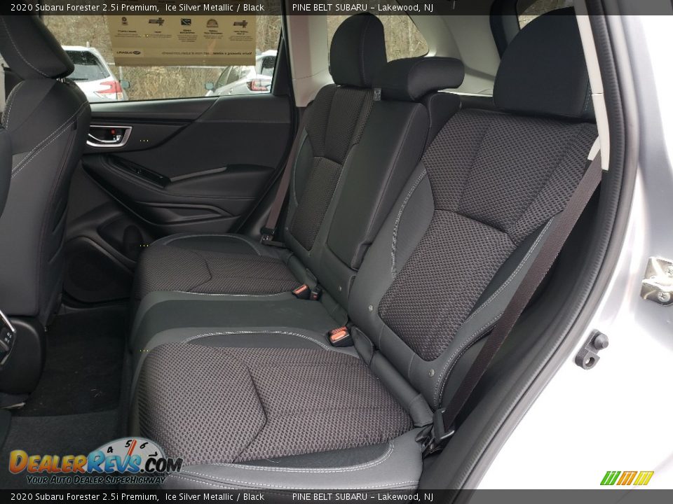 2020 Subaru Forester 2.5i Premium Ice Silver Metallic / Black Photo #6