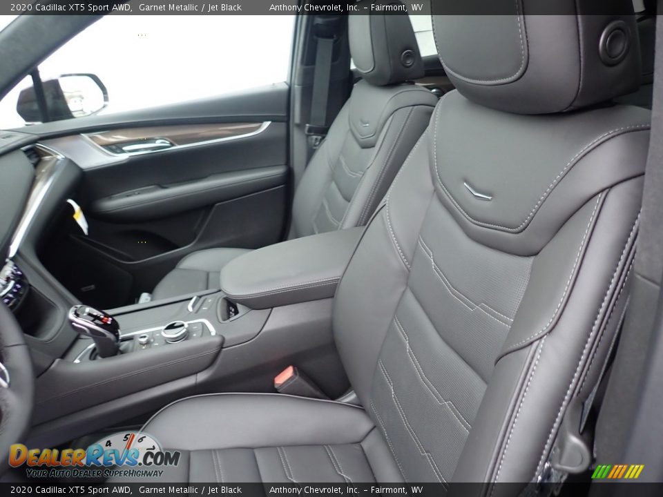 Front Seat of 2020 Cadillac XT5 Sport AWD Photo #12