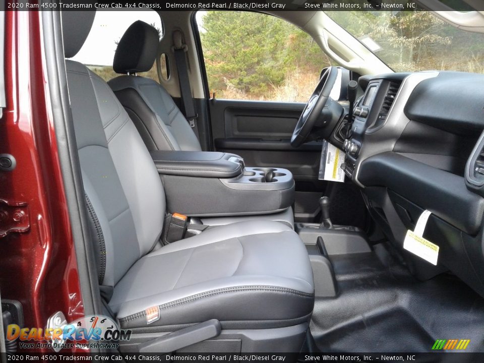 2020 Ram 4500 Tradesman Crew Cab 4x4 Chassis Delmonico Red Pearl / Black/Diesel Gray Photo #17