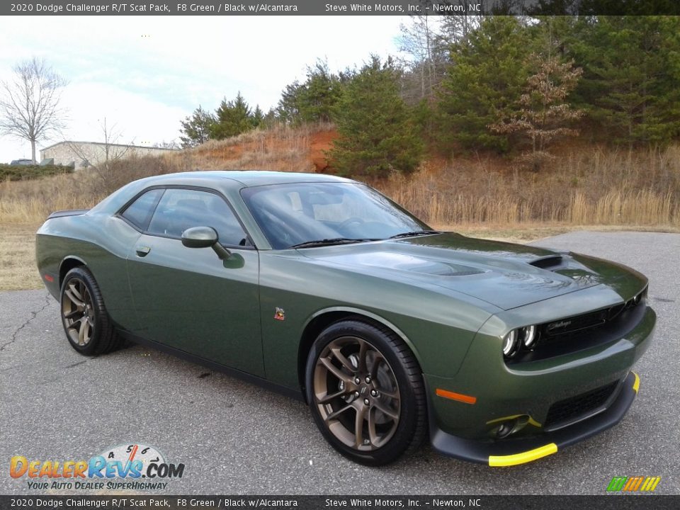 Front 3/4 View of 2020 Dodge Challenger R/T Scat Pack Photo #4