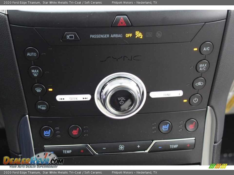 2020 Ford Edge Titanium Star White Metallic Tri-Coat / Soft Ceramic Photo #17