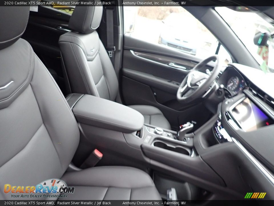 2020 Cadillac XT5 Sport AWD Radiant Silver Metallic / Jet Black Photo #9