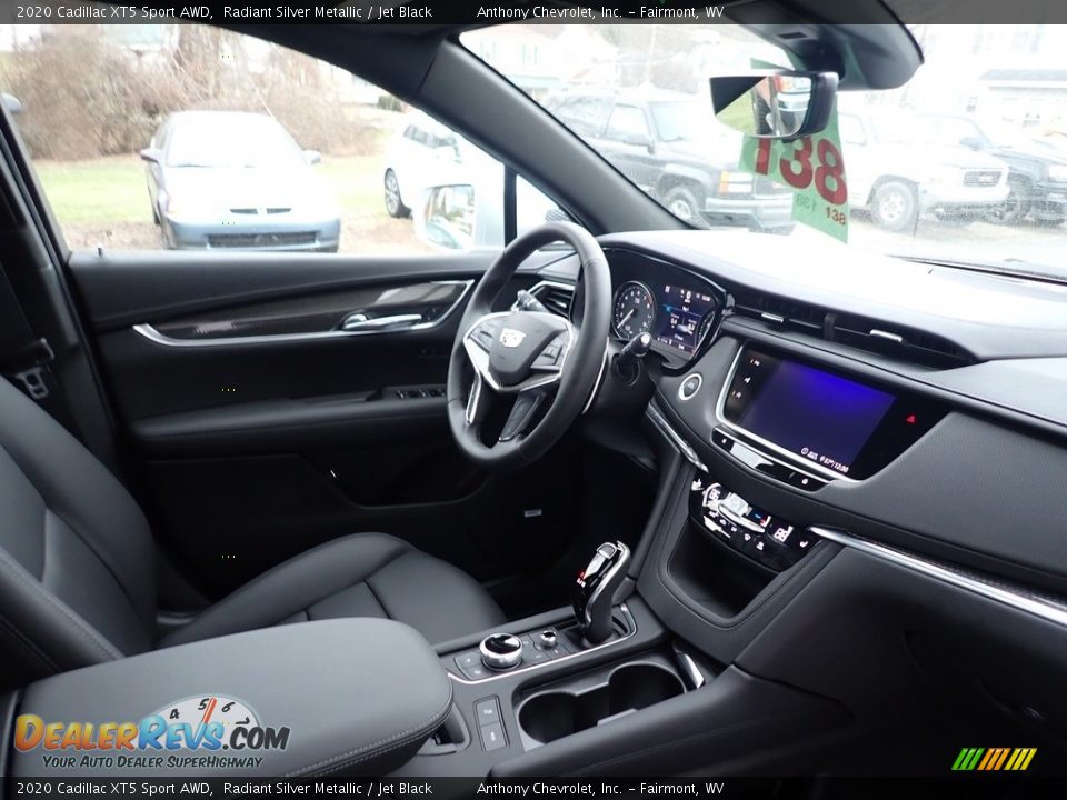 2020 Cadillac XT5 Sport AWD Radiant Silver Metallic / Jet Black Photo #10