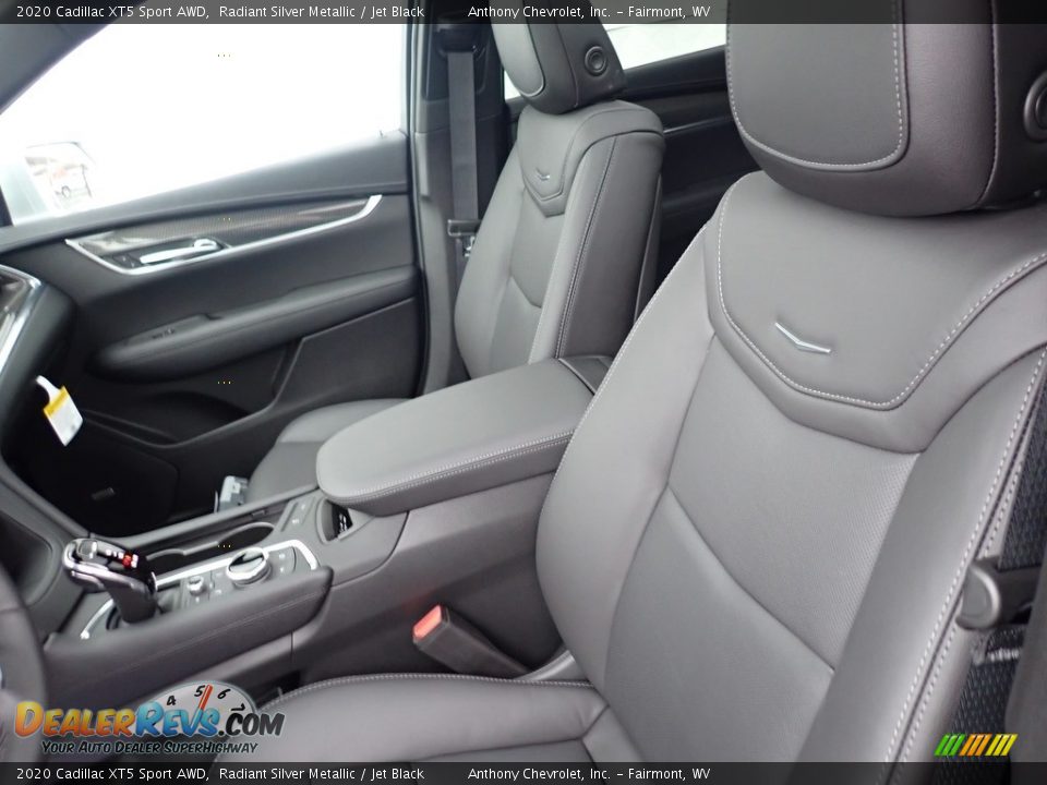 2020 Cadillac XT5 Sport AWD Radiant Silver Metallic / Jet Black Photo #11