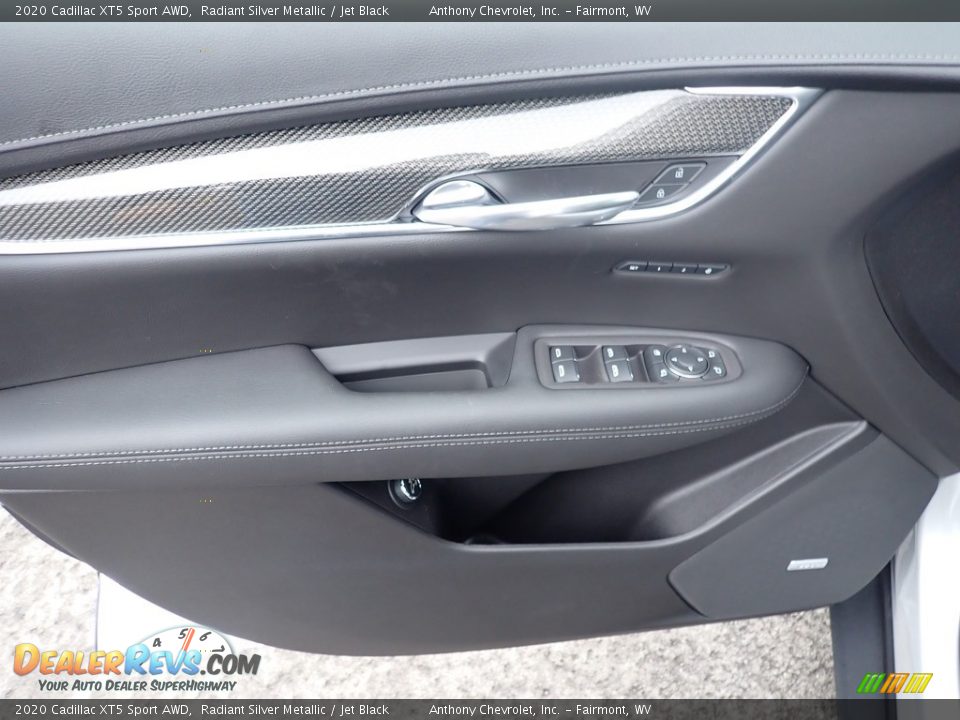 2020 Cadillac XT5 Sport AWD Radiant Silver Metallic / Jet Black Photo #12