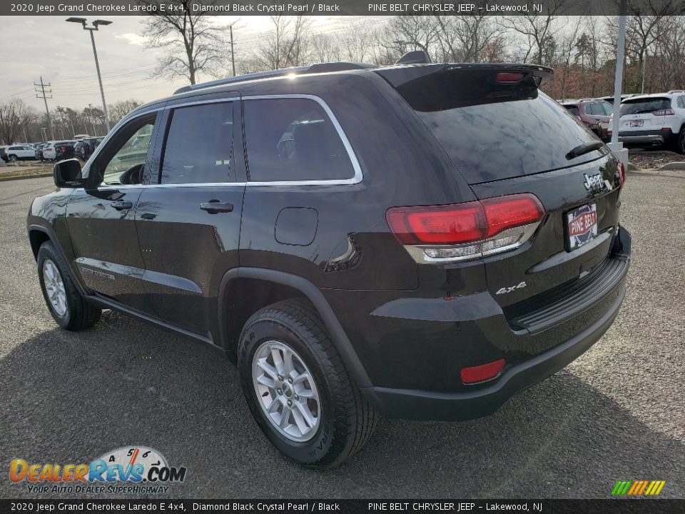 2020 Jeep Grand Cherokee Laredo E 4x4 Diamond Black Crystal Pearl / Black Photo #4