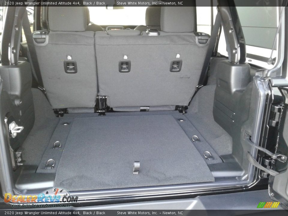 2020 Jeep Wrangler Unlimited Altitude 4x4 Trunk Photo #16