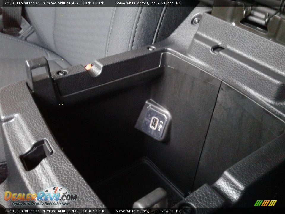 2020 Jeep Wrangler Unlimited Altitude 4x4 Black / Black Photo #26