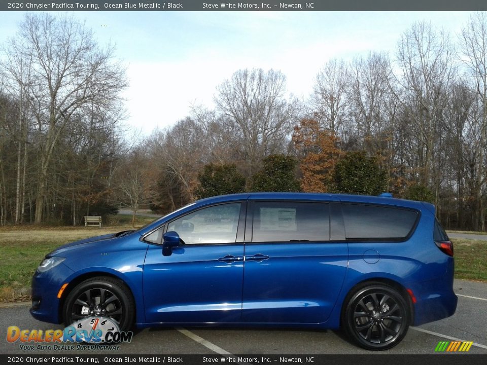 Ocean Blue Metallic 2020 Chrysler Pacifica Touring Photo #1
