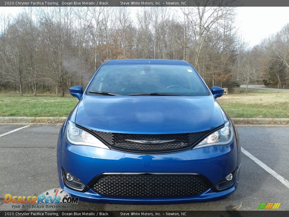 2020 Chrysler Pacifica Touring Ocean Blue Metallic / Black Photo #3