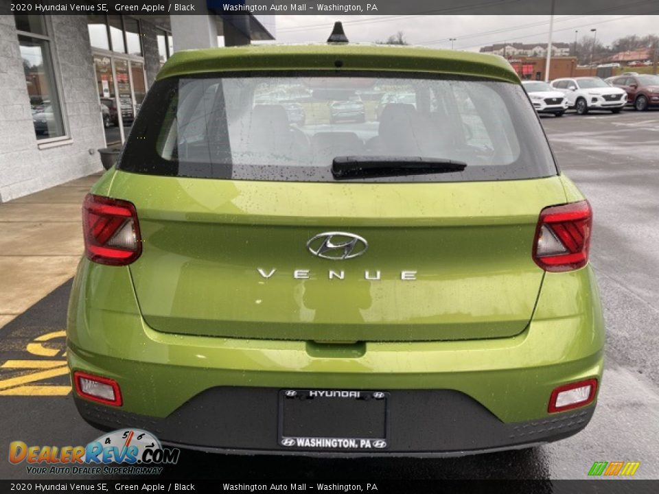 2020 Hyundai Venue SE Green Apple / Black Photo #5