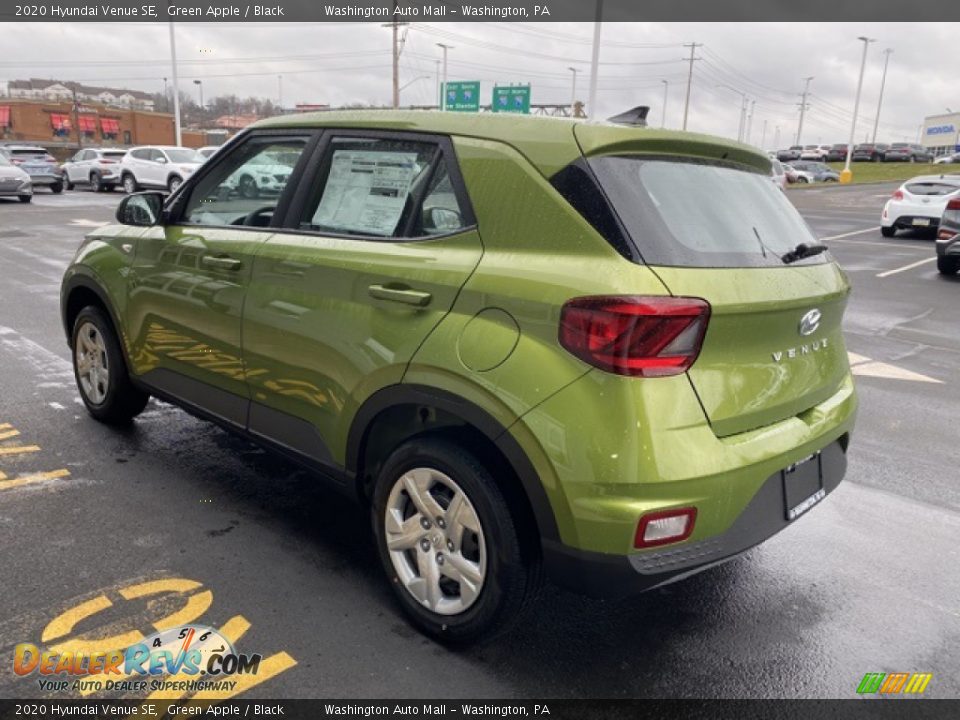 2020 Hyundai Venue SE Green Apple / Black Photo #6