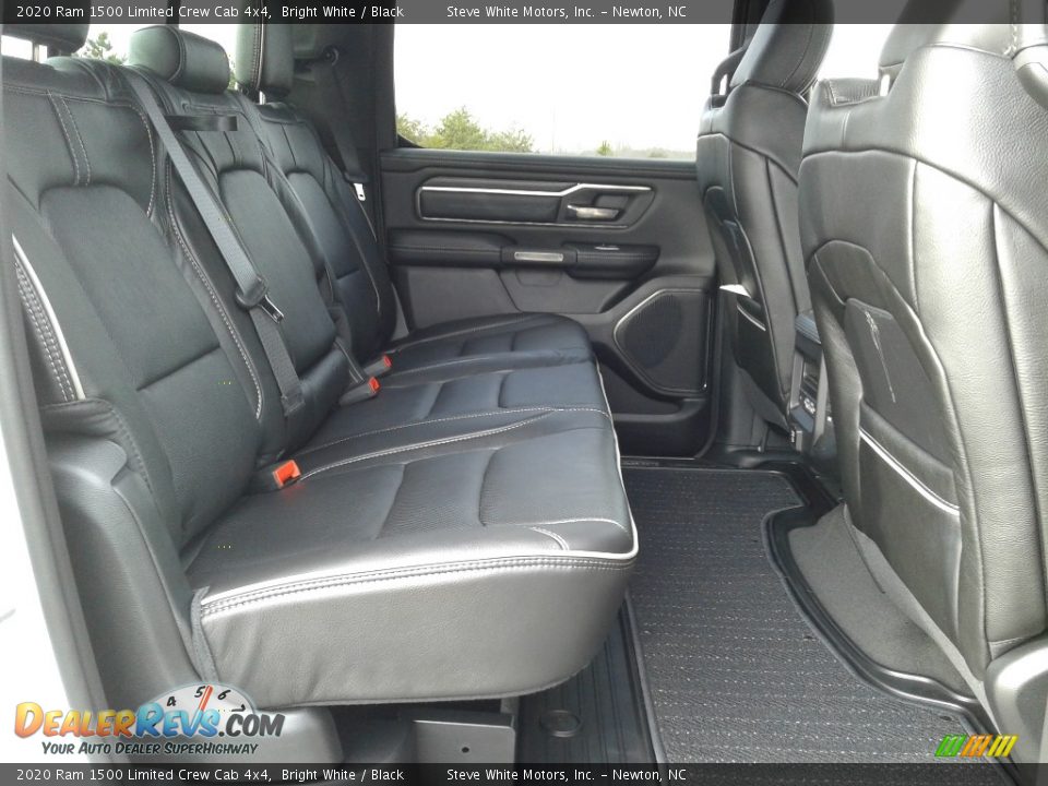 2020 Ram 1500 Limited Crew Cab 4x4 Bright White / Black Photo #32