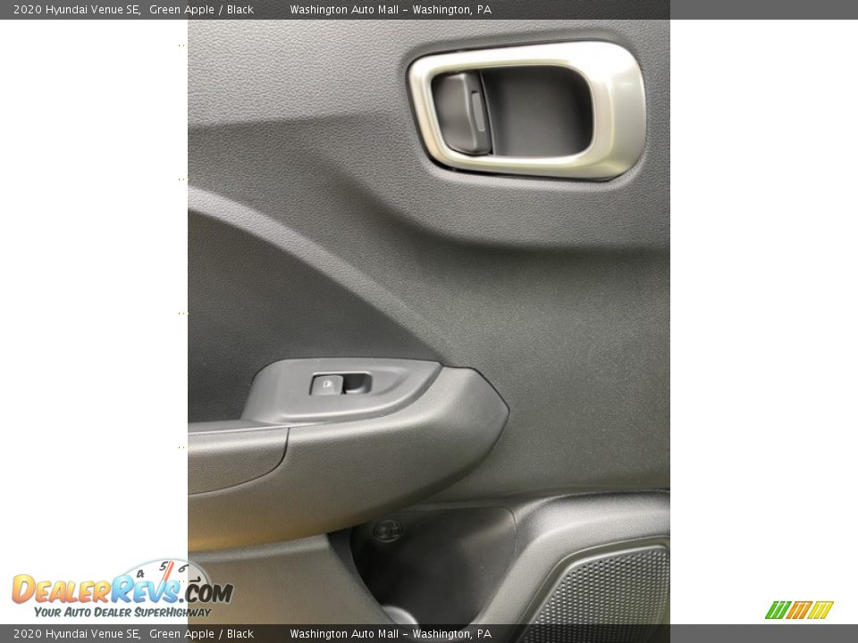 2020 Hyundai Venue SE Green Apple / Black Photo #18