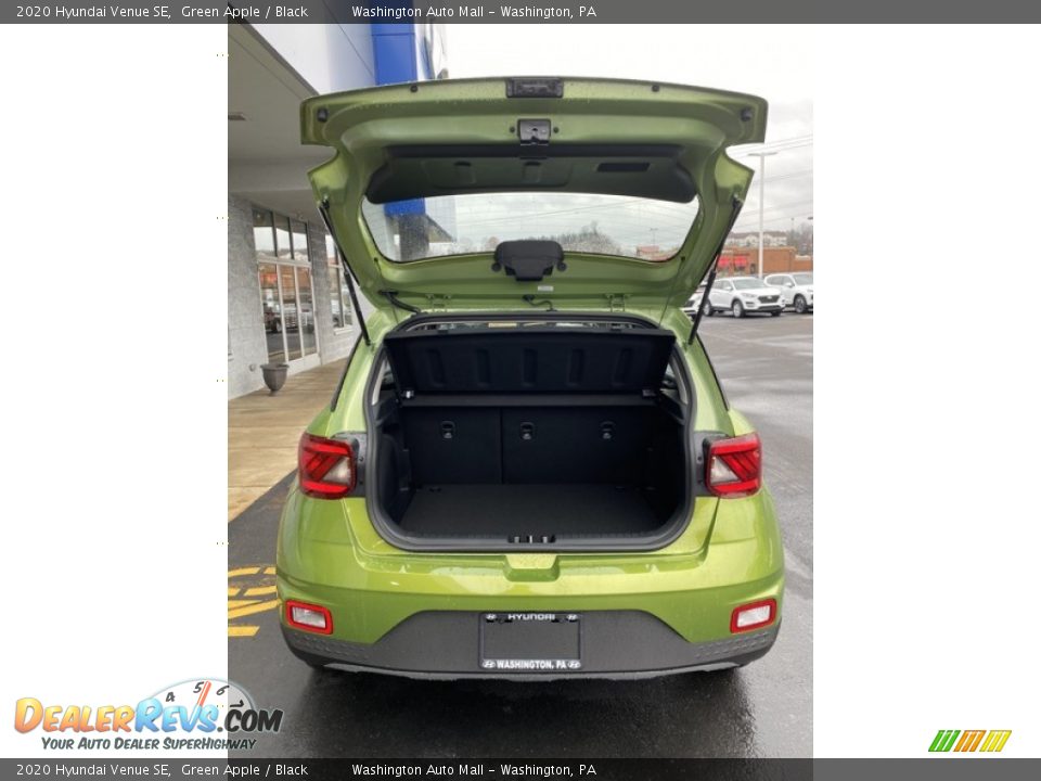 2020 Hyundai Venue SE Green Apple / Black Photo #21