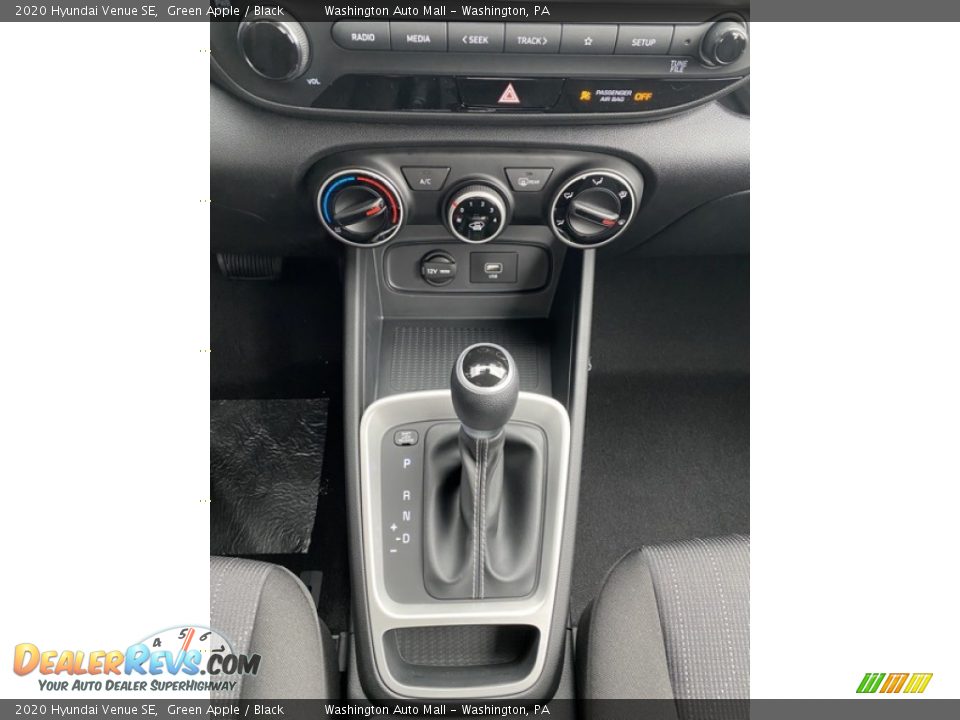 2020 Hyundai Venue SE Shifter Photo #30
