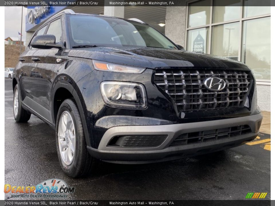 2020 Hyundai Venue SEL Black Noir Pearl / Black/Gray Photo #1