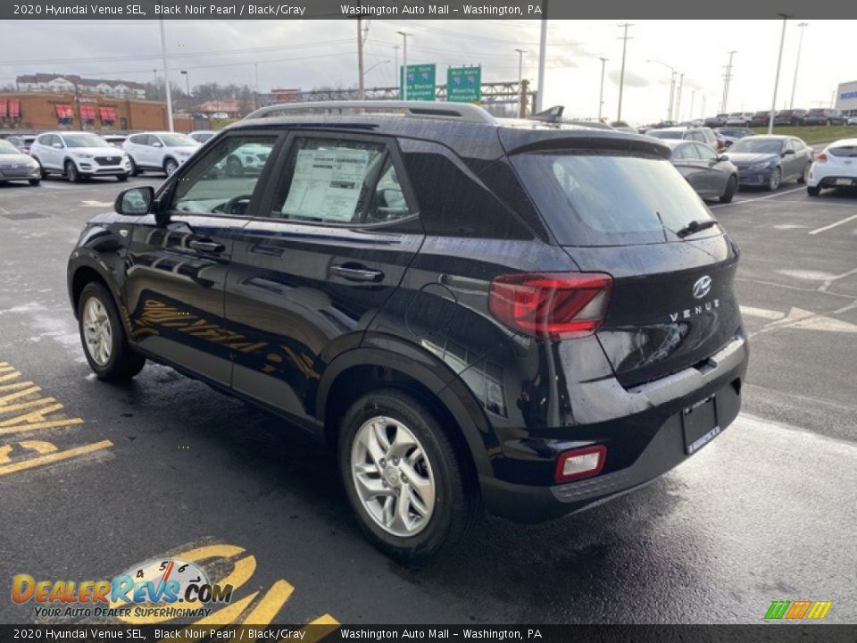 2020 Hyundai Venue SEL Black Noir Pearl / Black/Gray Photo #6
