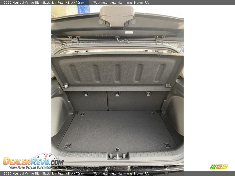 2020 Hyundai Venue SEL Trunk Photo #22