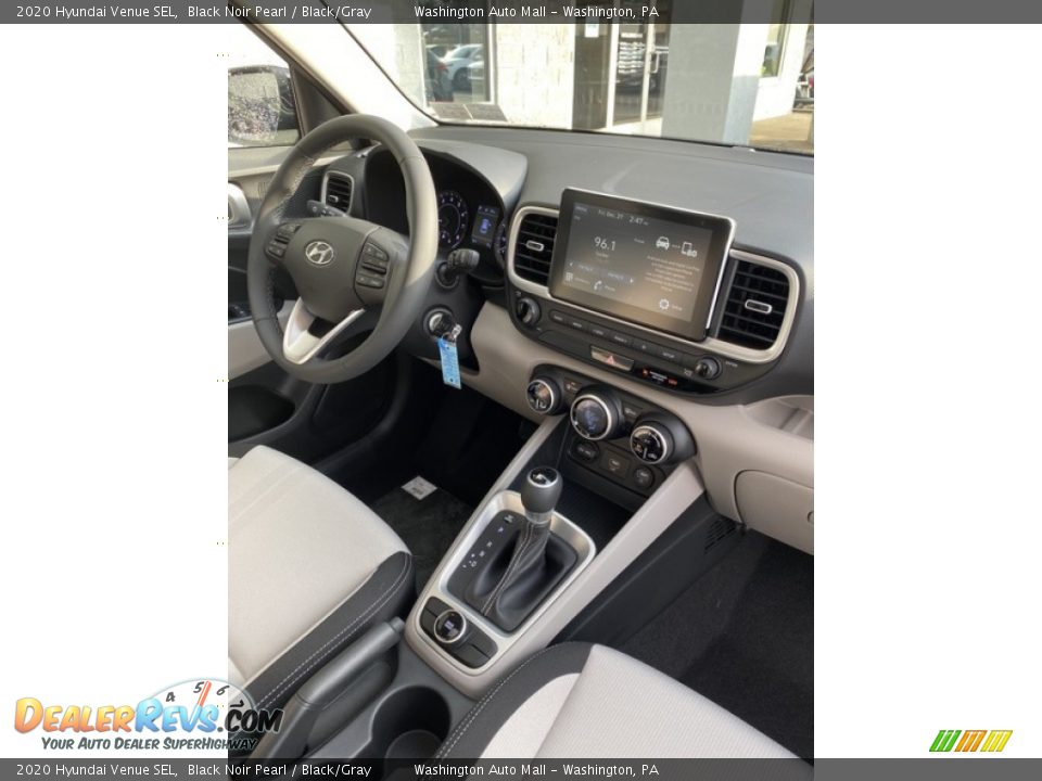2020 Hyundai Venue SEL Black Noir Pearl / Black/Gray Photo #25