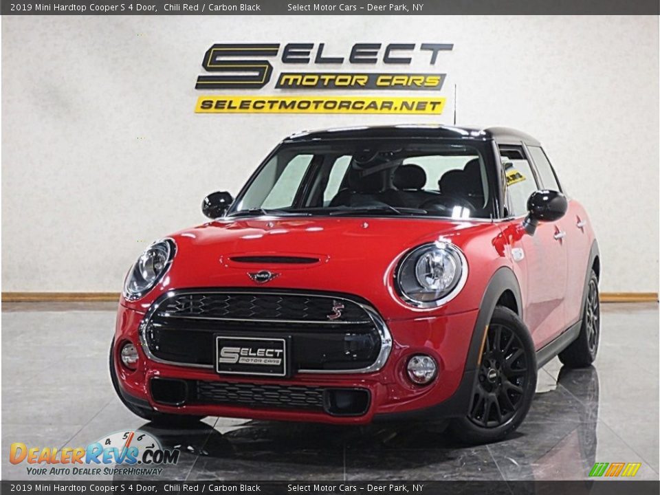 2019 Mini Hardtop Cooper S 4 Door Chili Red / Carbon Black Photo #1