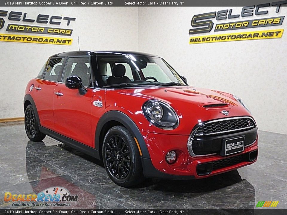 2019 Mini Hardtop Cooper S 4 Door Chili Red / Carbon Black Photo #3
