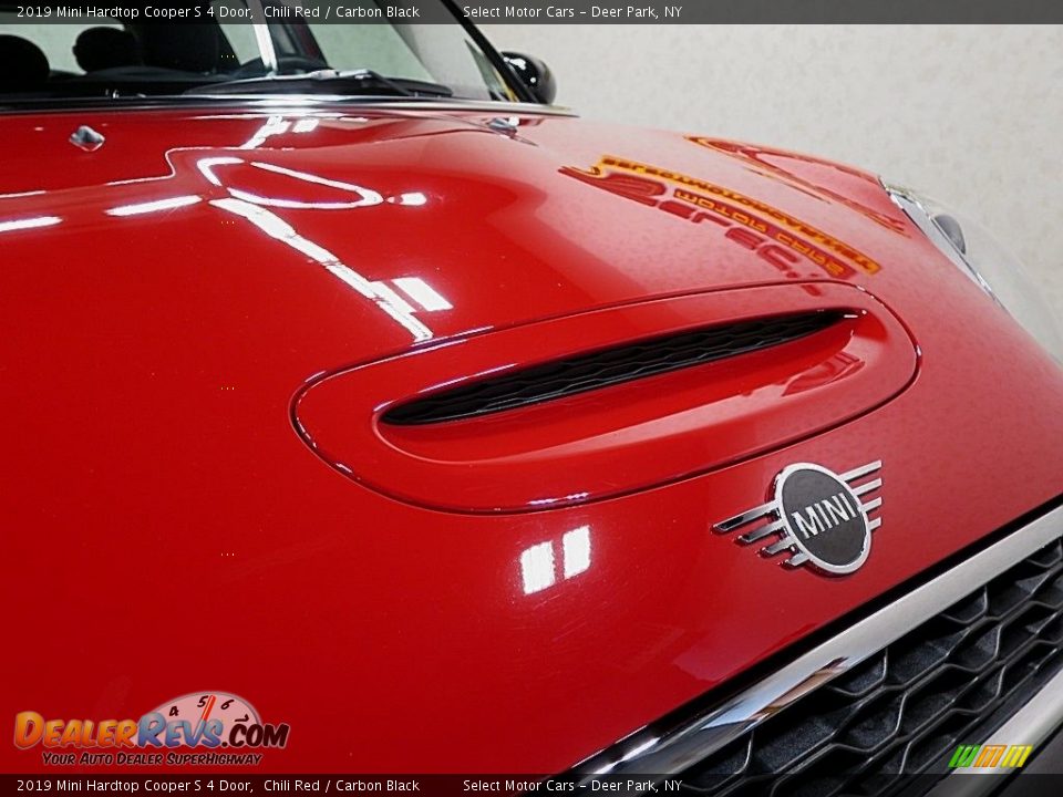 2019 Mini Hardtop Cooper S 4 Door Chili Red / Carbon Black Photo #11