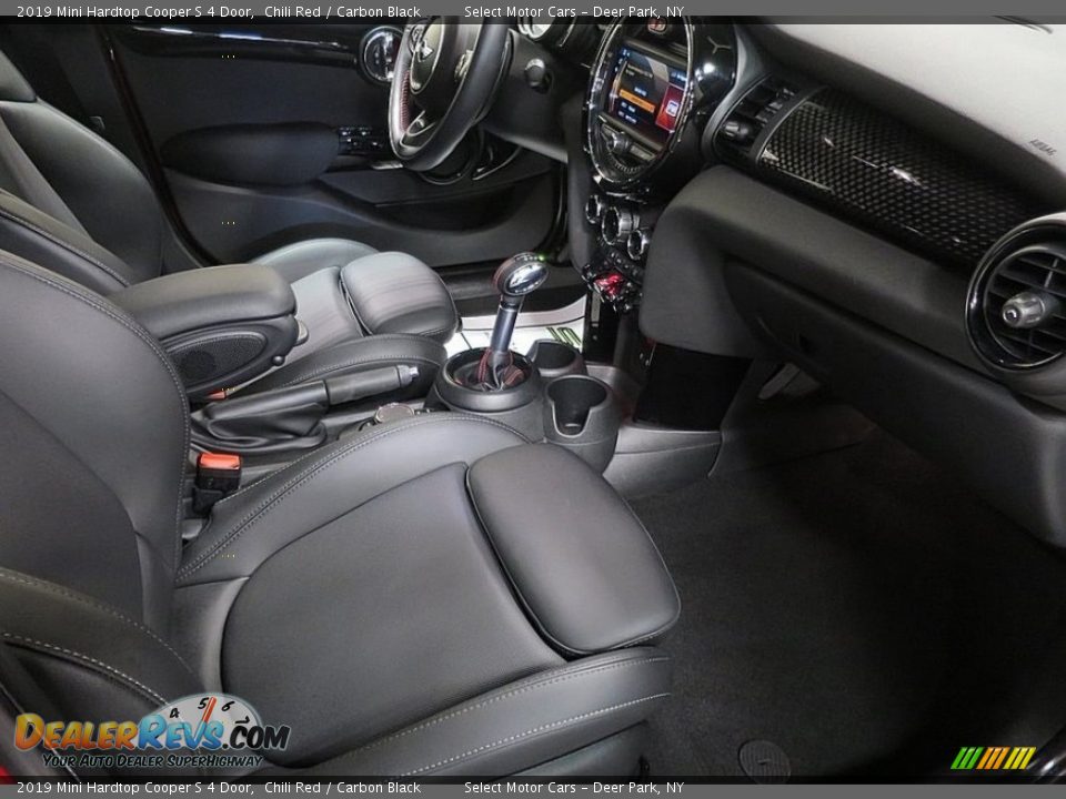 2019 Mini Hardtop Cooper S 4 Door Chili Red / Carbon Black Photo #16