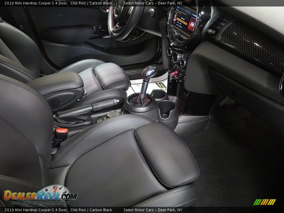 2019 Mini Hardtop Cooper S 4 Door Chili Red / Carbon Black Photo #17