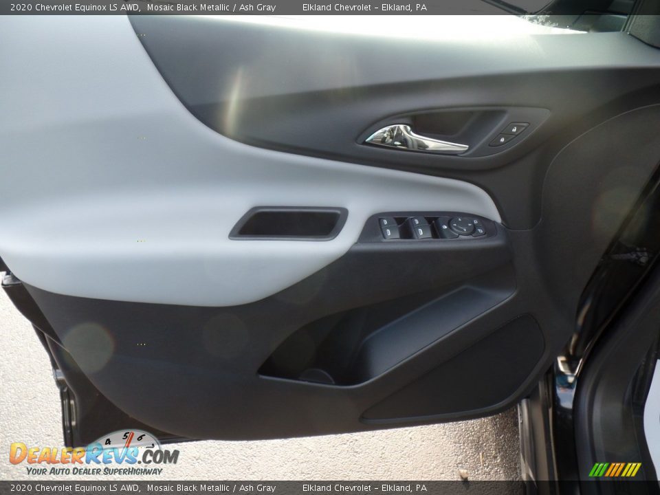 2020 Chevrolet Equinox LS AWD Mosaic Black Metallic / Ash Gray Photo #15