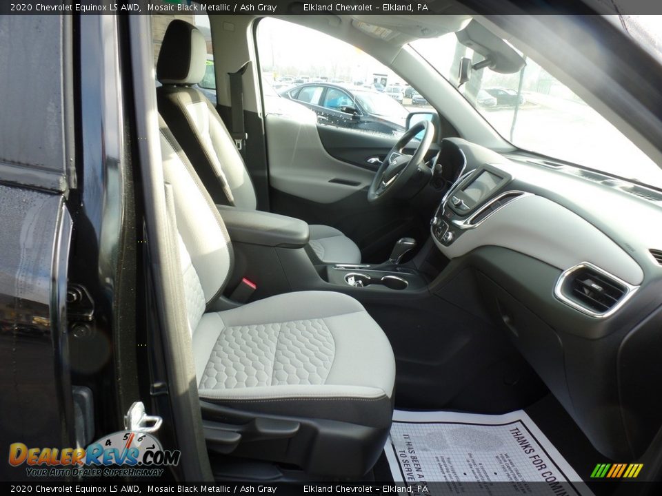 2020 Chevrolet Equinox LS AWD Mosaic Black Metallic / Ash Gray Photo #36