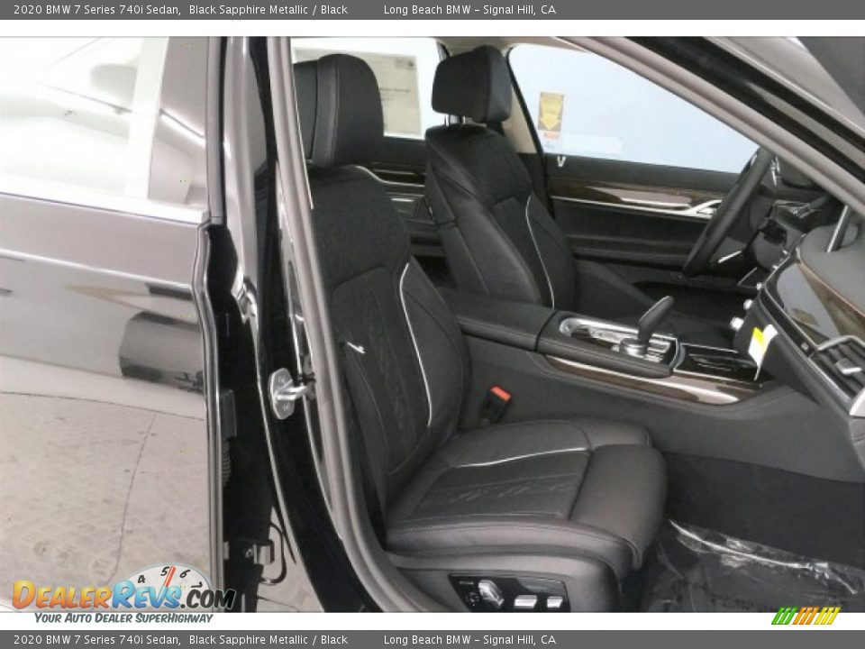 Front Seat of 2020 BMW 7 Series 740i Sedan Photo #7