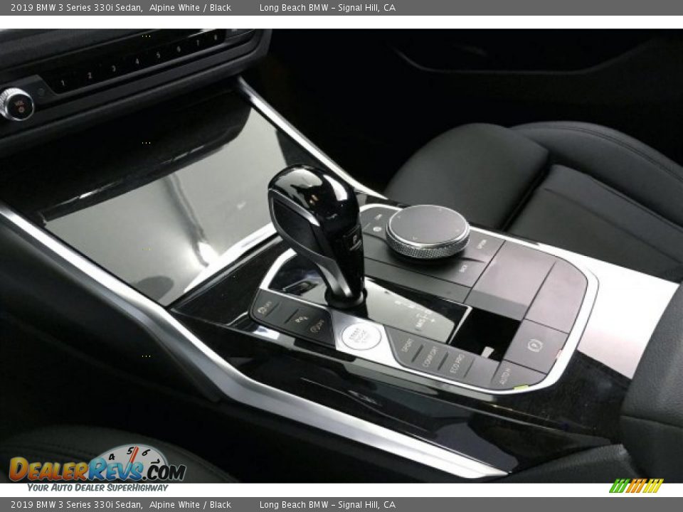 2019 BMW 3 Series 330i Sedan Alpine White / Black Photo #6
