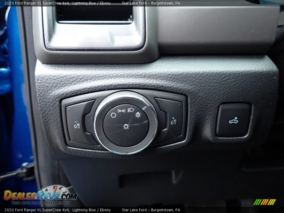 Controls of 2020 Ford Ranger XL SuperCrew 4x4 Photo #11