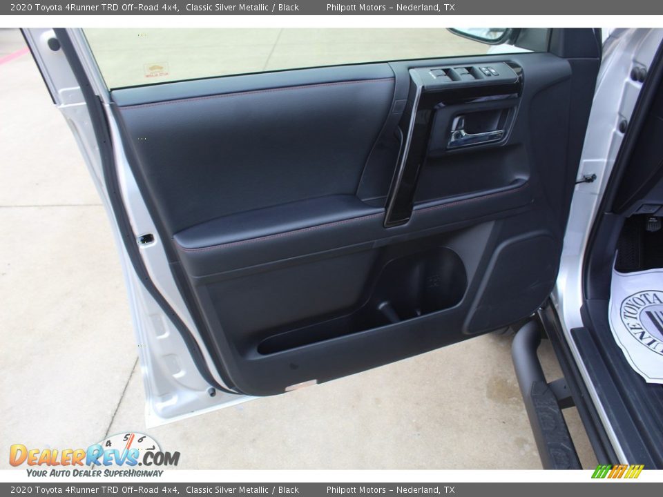 2020 Toyota 4Runner TRD Off-Road 4x4 Classic Silver Metallic / Black Photo #9