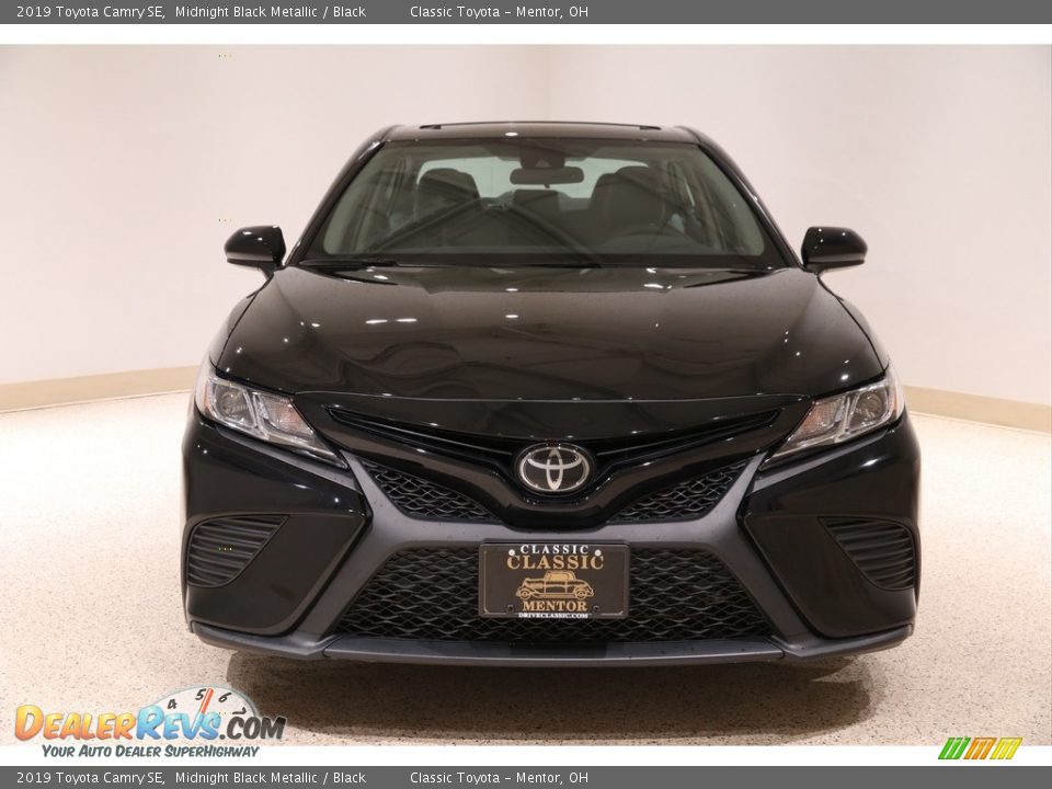 2019 Toyota Camry SE Midnight Black Metallic / Black Photo #2