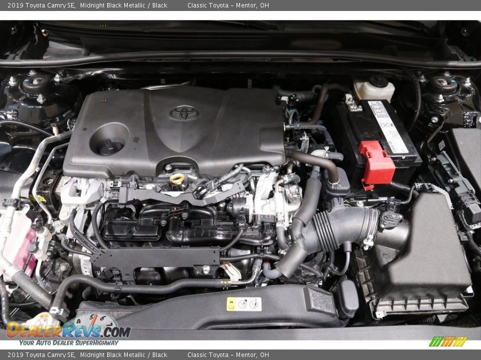 2019 Toyota Camry SE Midnight Black Metallic / Black Photo #16