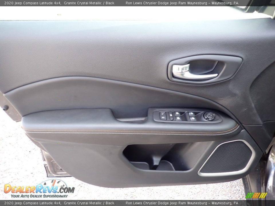 2020 Jeep Compass Latitude 4x4 Granite Crystal Metallic / Black Photo #14