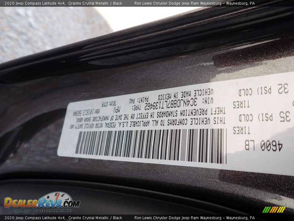 2020 Jeep Compass Latitude 4x4 Granite Crystal Metallic / Black Photo #15