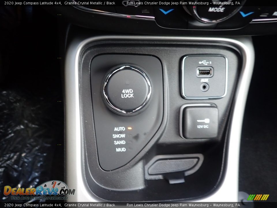 2020 Jeep Compass Latitude 4x4 Granite Crystal Metallic / Black Photo #20