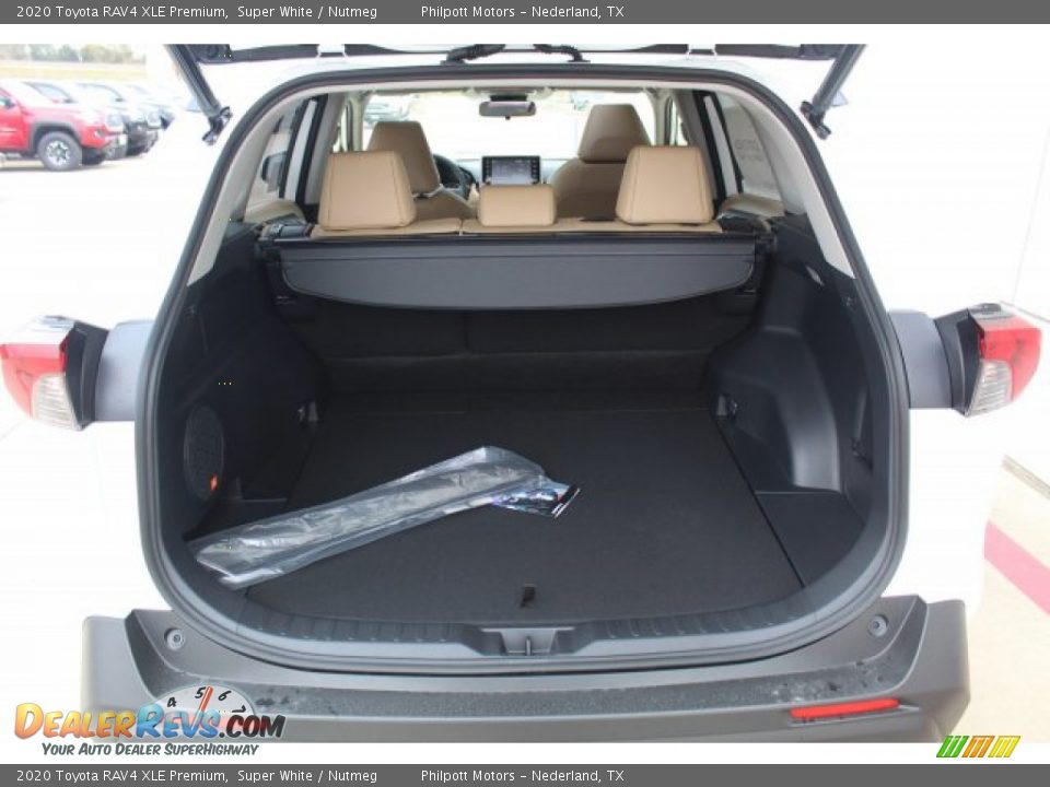 2020 Toyota RAV4 XLE Premium Super White / Nutmeg Photo #22