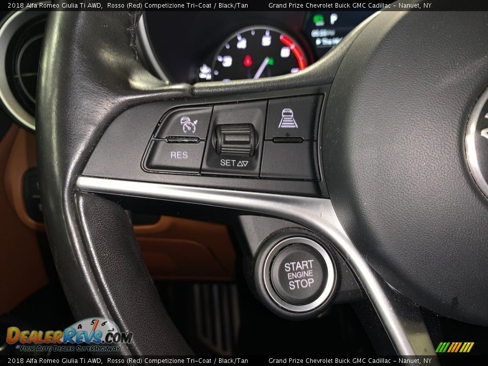 2018 Alfa Romeo Giulia Ti AWD Steering Wheel Photo #20