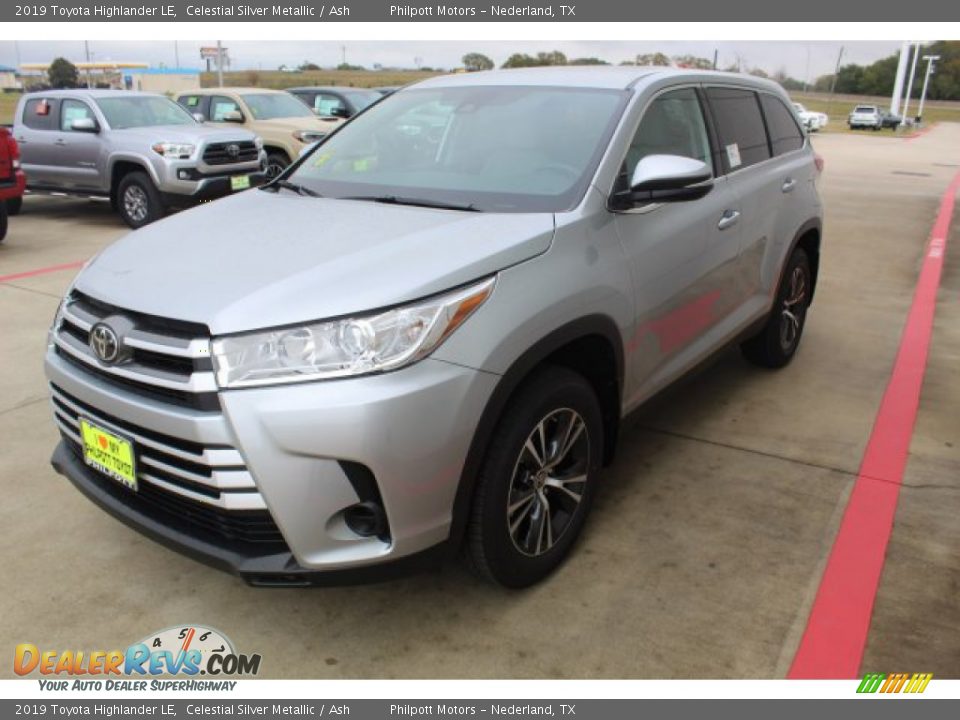 2019 Toyota Highlander LE Celestial Silver Metallic / Ash Photo #4