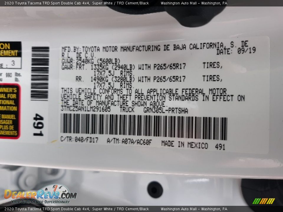 2020 Toyota Tacoma TRD Sport Double Cab 4x4 Super White / TRD Cement/Black Photo #29