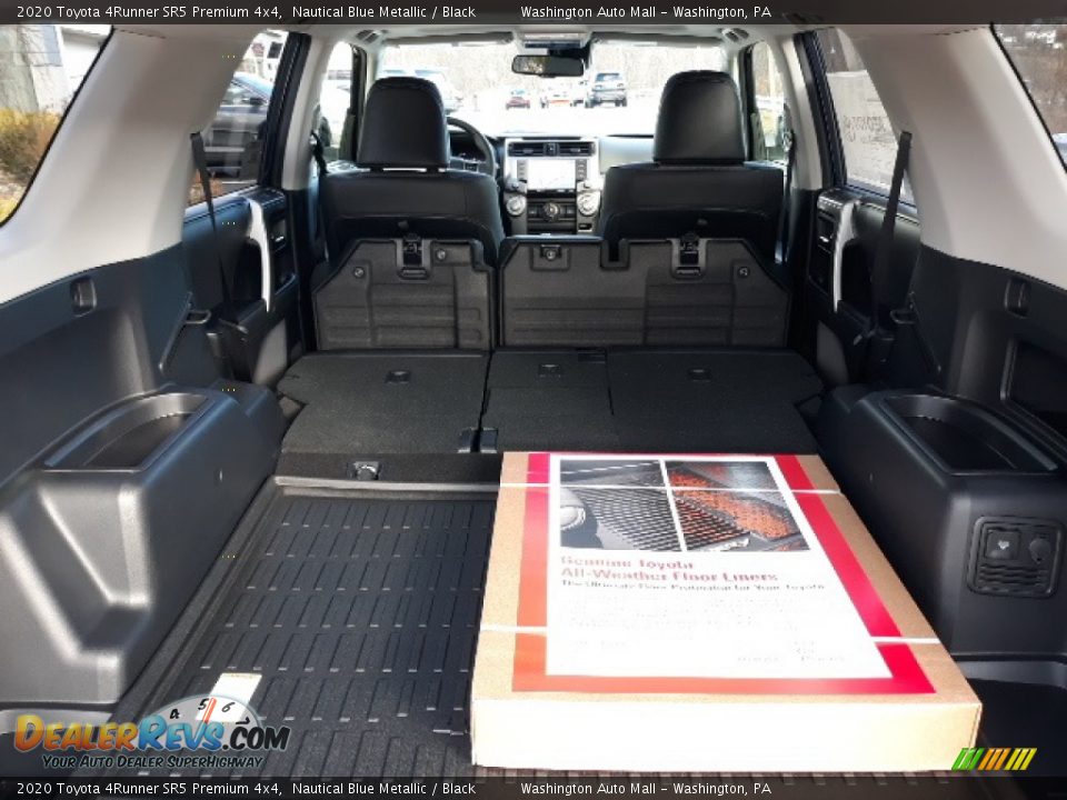 2020 Toyota 4Runner SR5 Premium 4x4 Nautical Blue Metallic / Black Photo #18