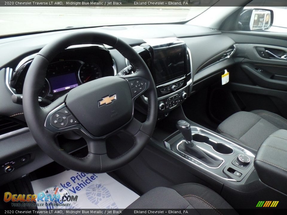 2020 Chevrolet Traverse LT AWD Midnight Blue Metallic / Jet Black Photo #16