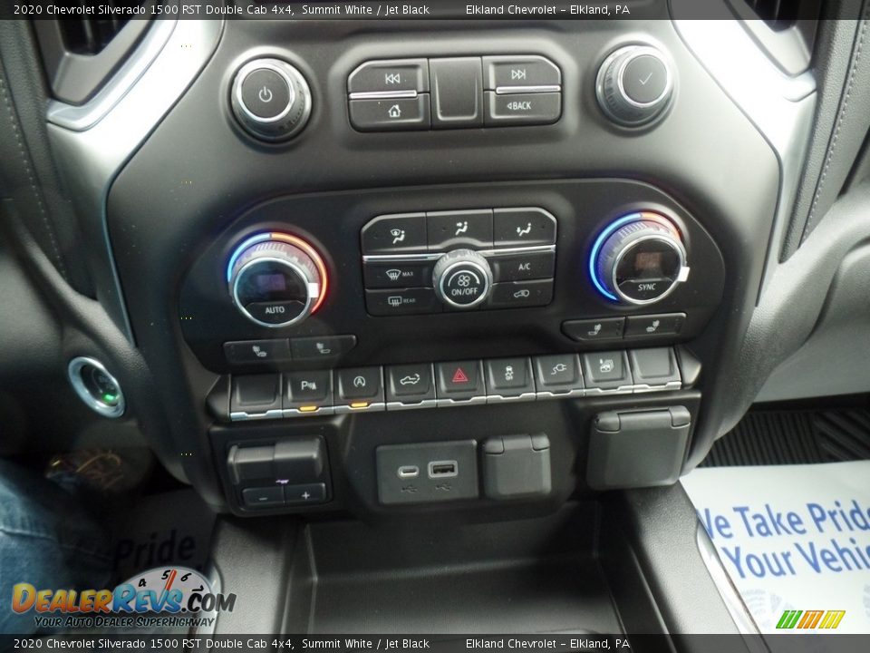 Controls of 2020 Chevrolet Silverado 1500 RST Double Cab 4x4 Photo #33