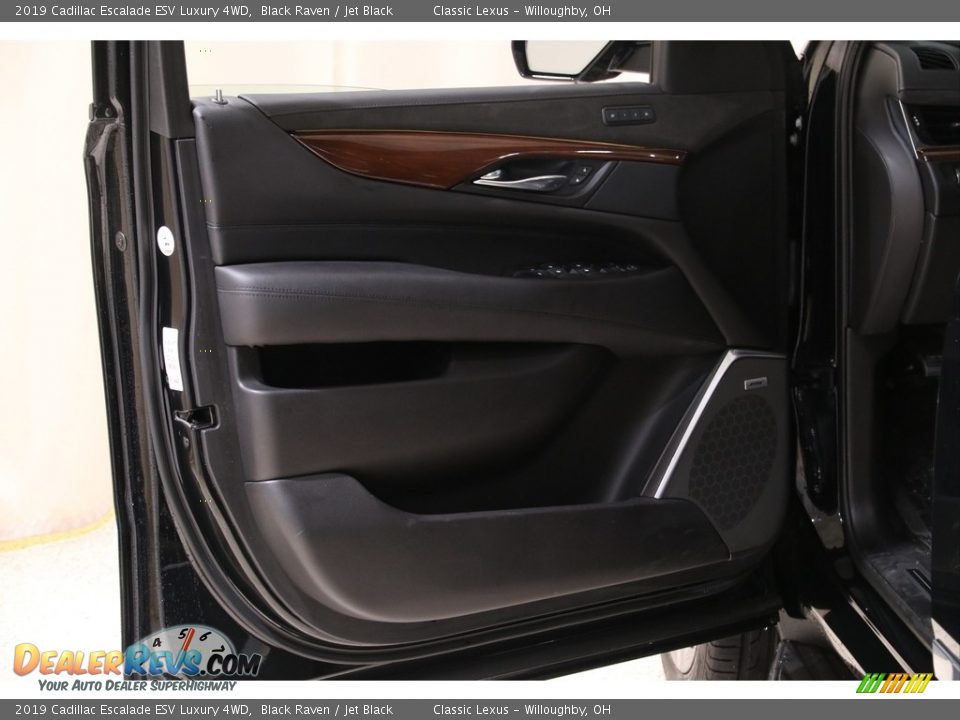 2019 Cadillac Escalade ESV Luxury 4WD Black Raven / Jet Black Photo #4
