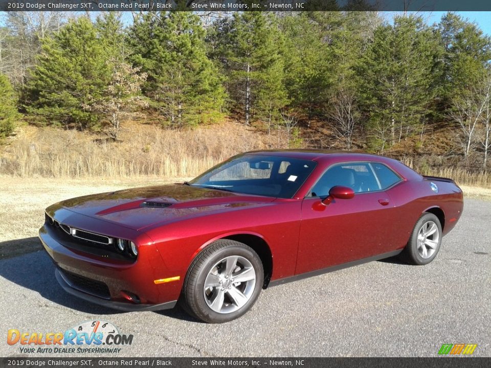 2019 Dodge Challenger SXT Octane Red Pearl / Black Photo #2